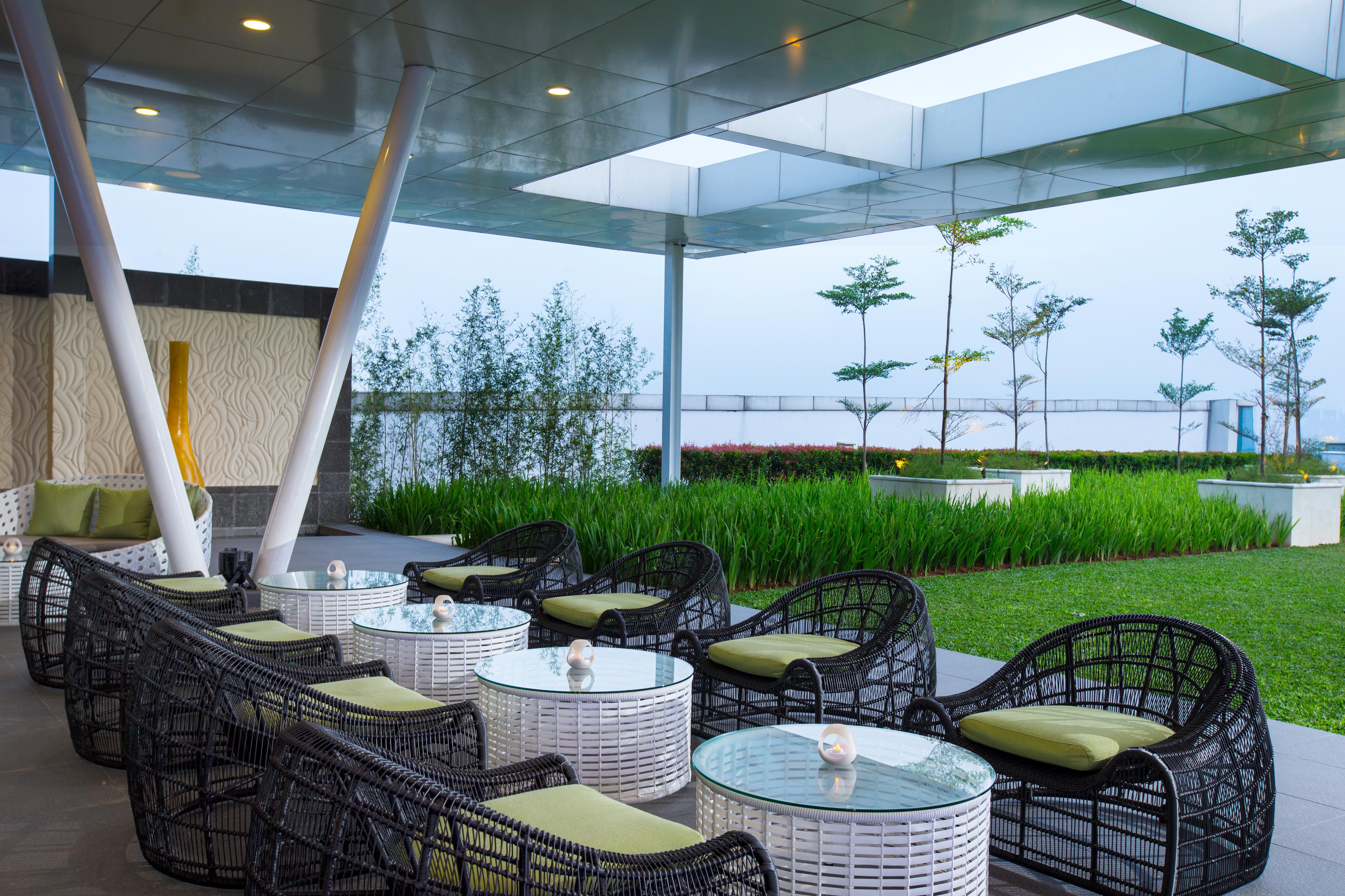 Novotel Tangerang Exteriör bild