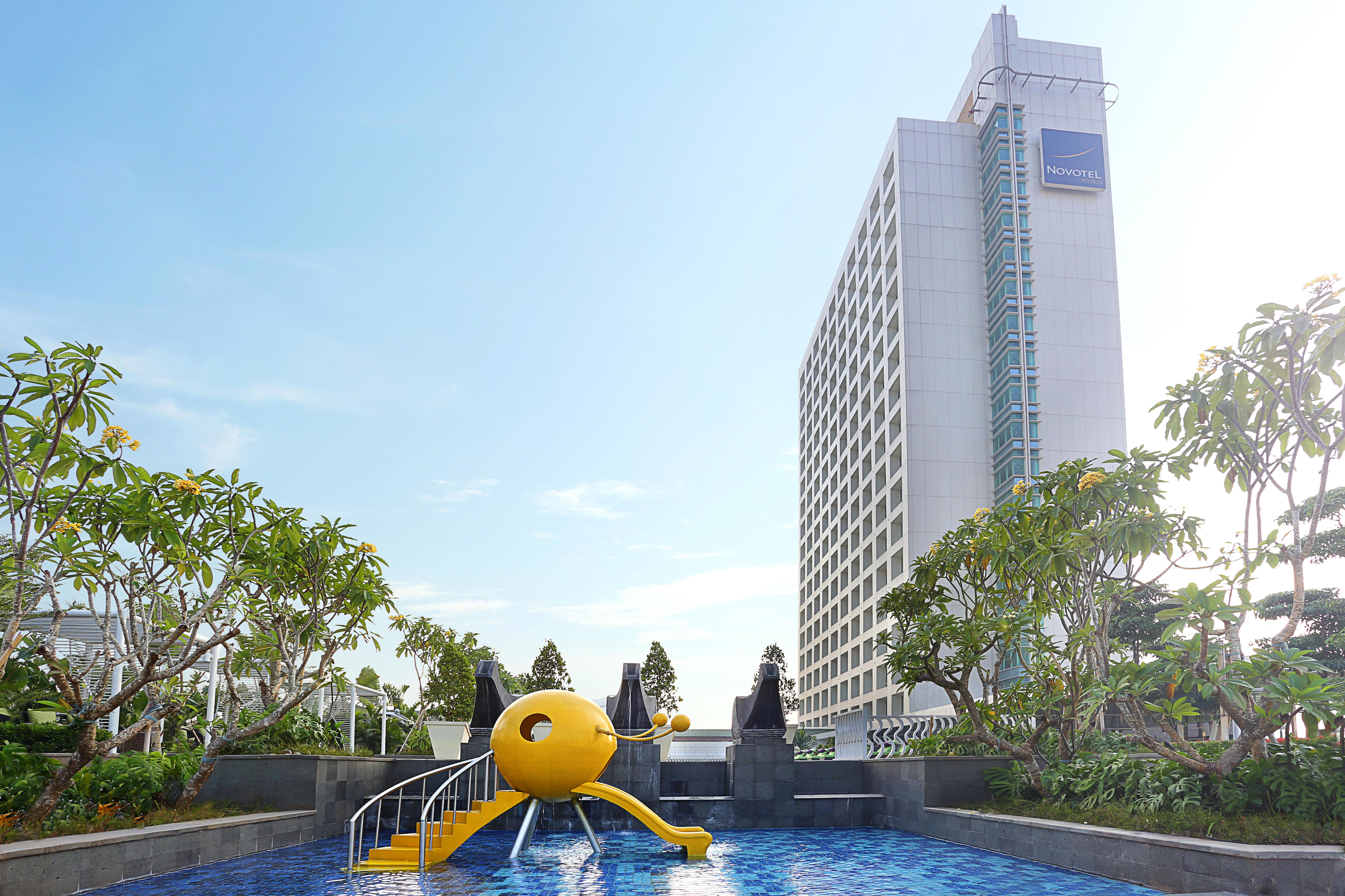 Novotel Tangerang Exteriör bild
